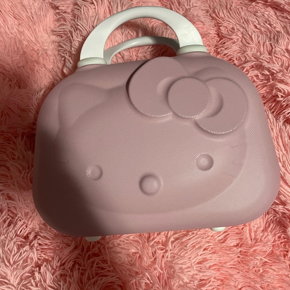 Hello Kitty Makeup case - Picture 1 of 4